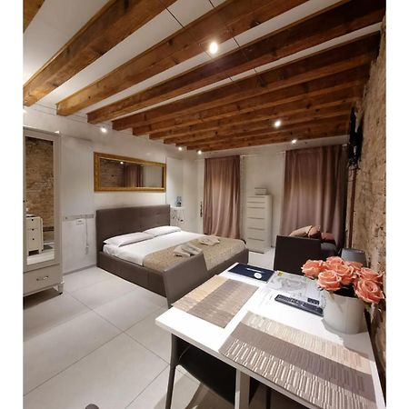 San Marco 865 - Luxury And Central เวนิส ภายนอก รูปภาพ